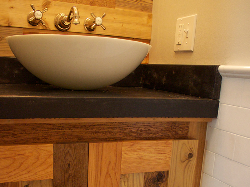 FARMHOUSE bathroom