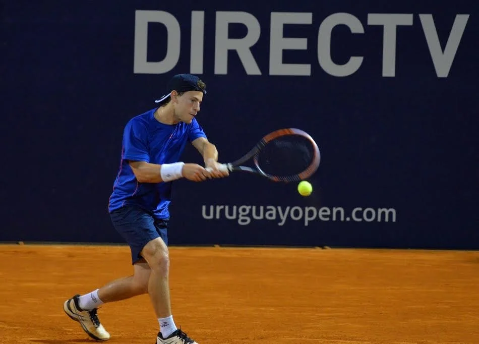 Contundente debut de Schwartzman