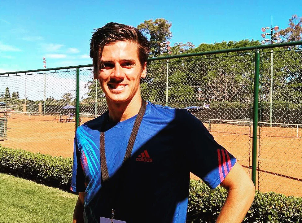 Coria se hace camino al andar