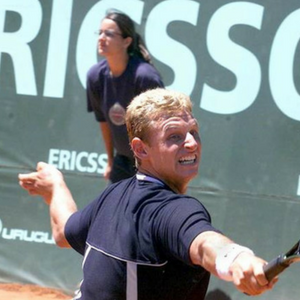 EL CAMPEÓN DEL URUGUAY OPEN 2001 HOY ESTÁ EN EL PADEL TENIS