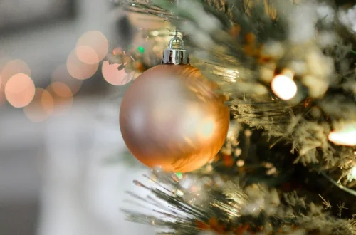 ball-blur-bokeh-712320.jpg