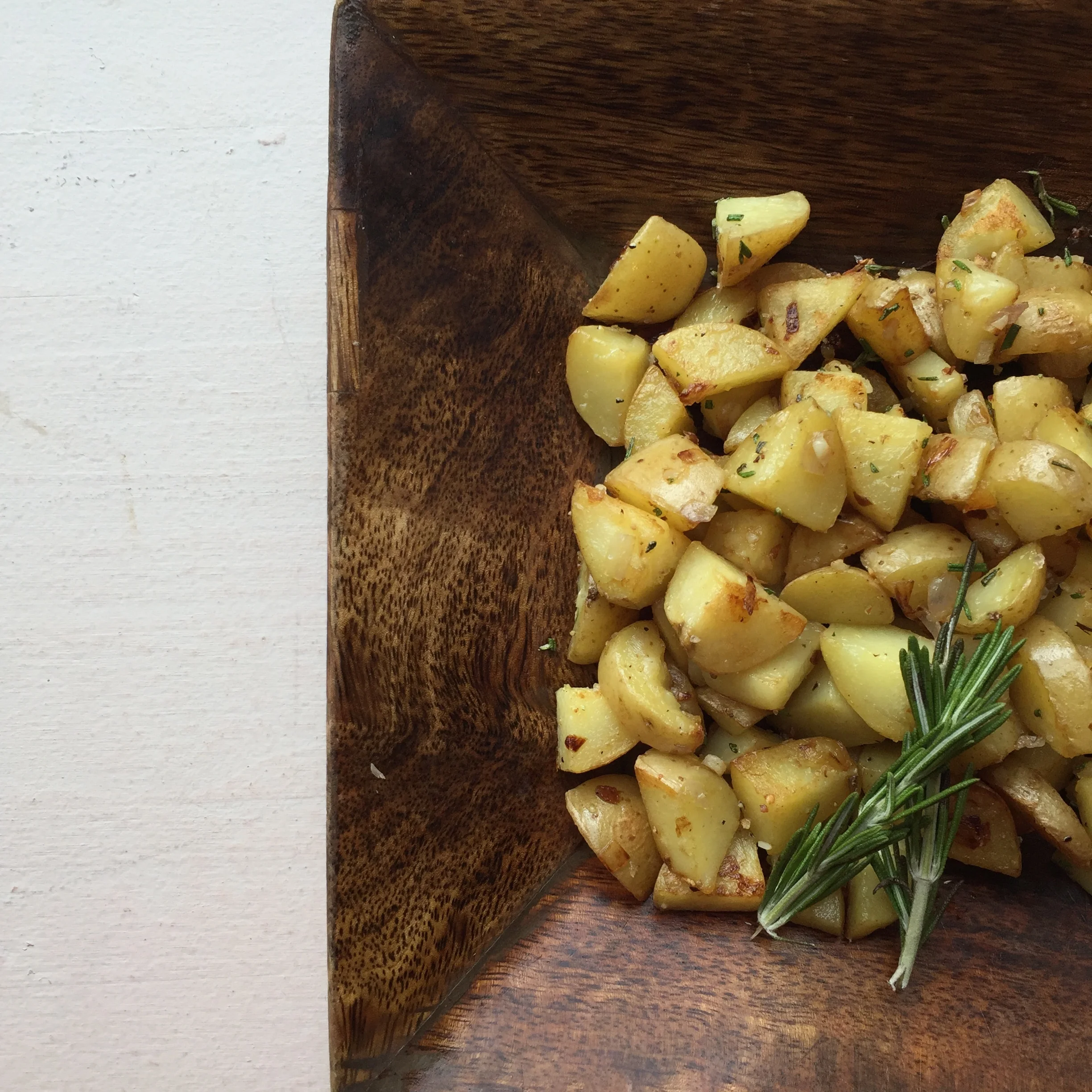 Garlic and Herb Breakfast Potatoes