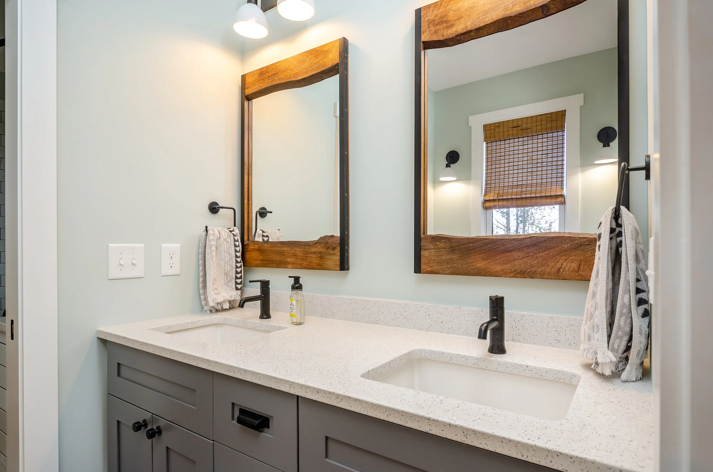 1429 Modern Farmhouse HiRes-54.jpg