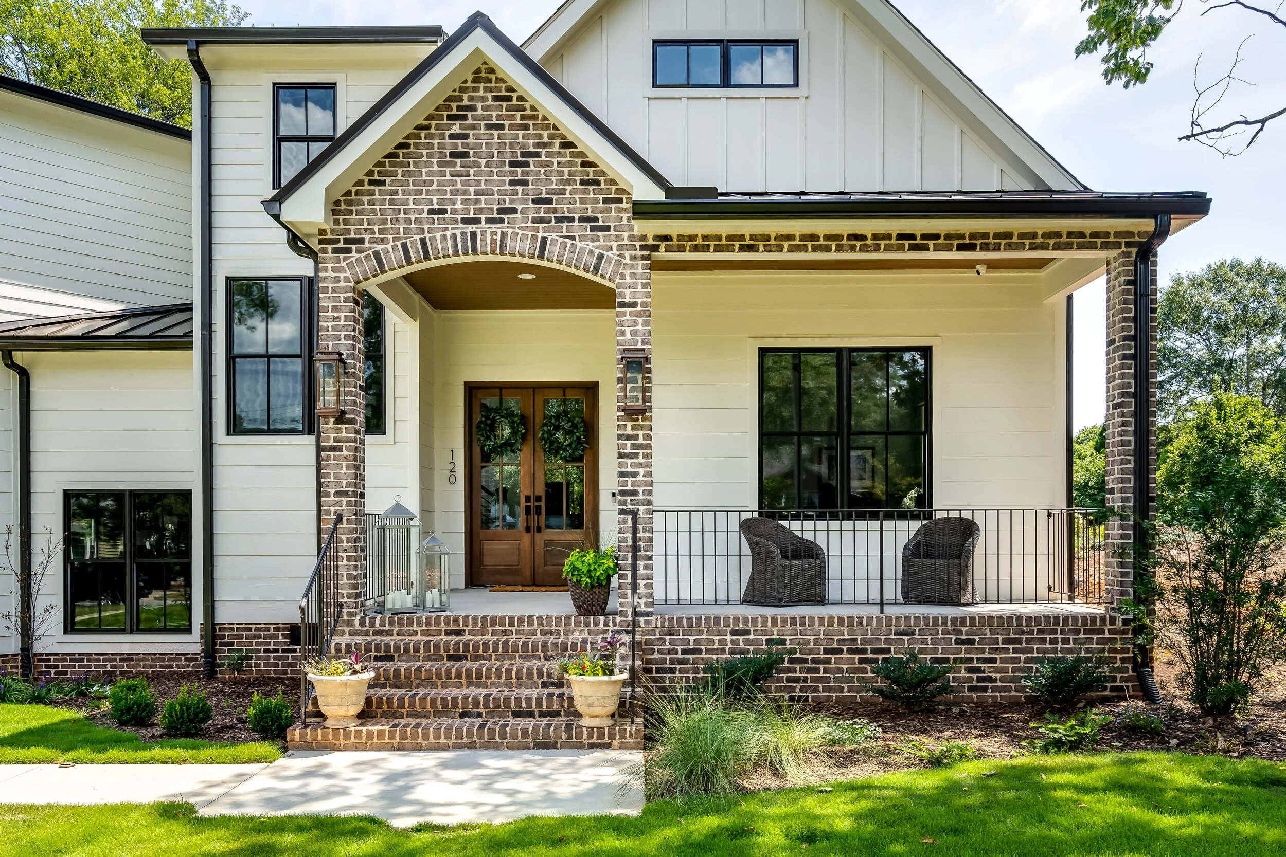 120 Brick Townhome HiRes-54.jpg