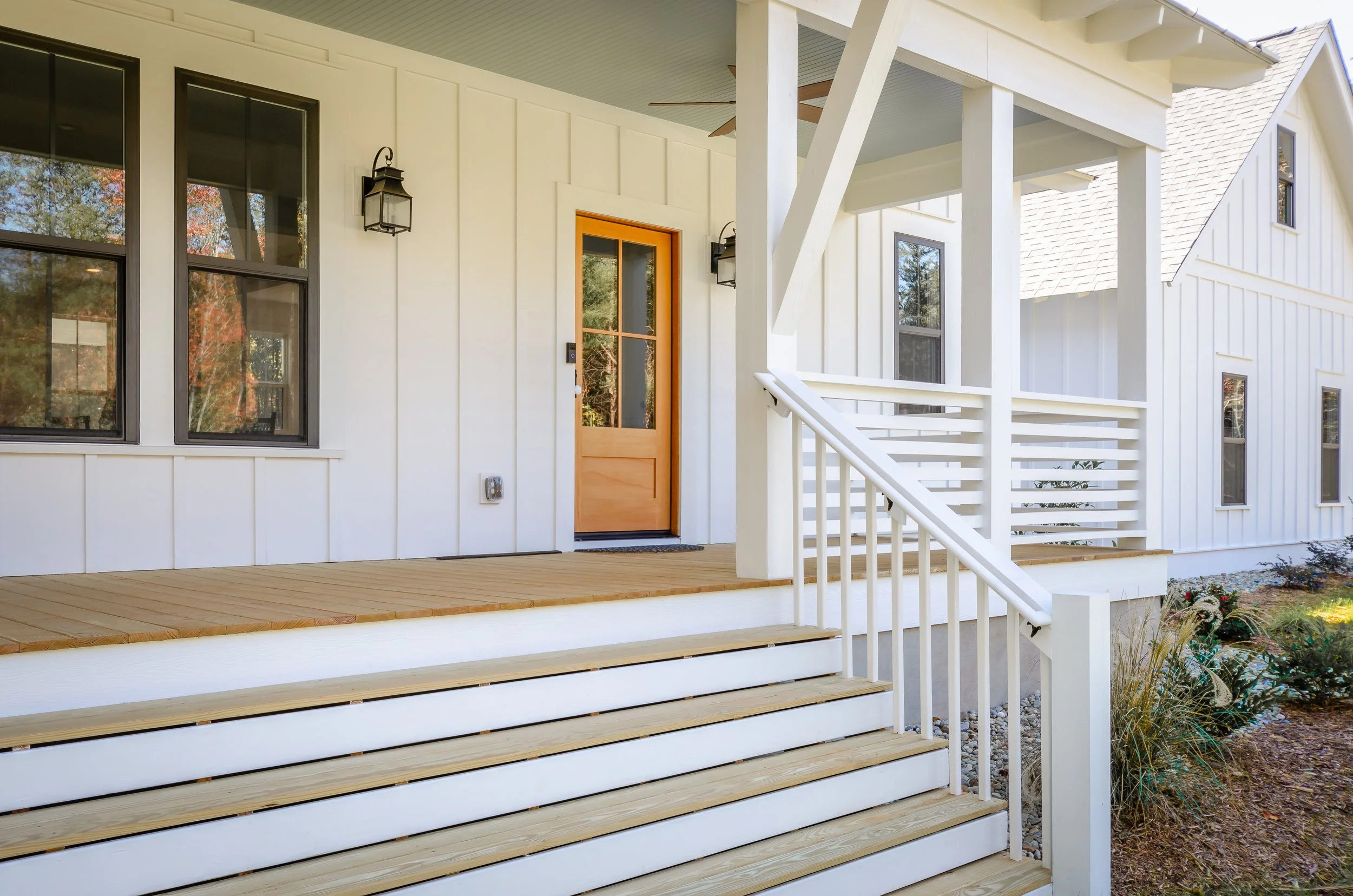 1429 Modern Farmhouse HiRes-3.jpg