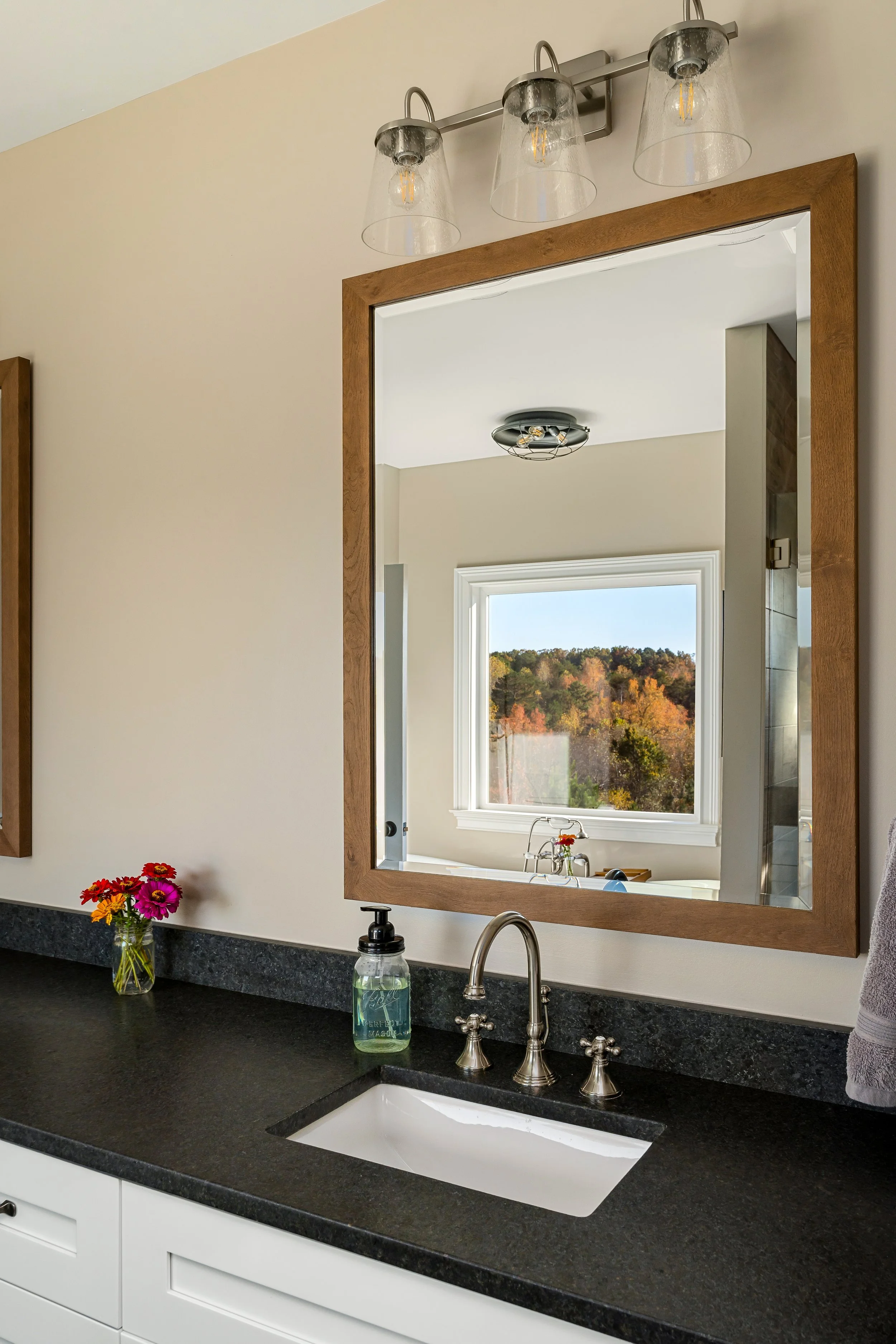 4421 Sandy Flat Rd-32.jpg
