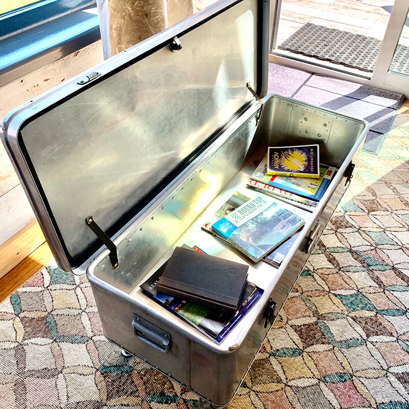 Coffee Table Trunk 4.JPG