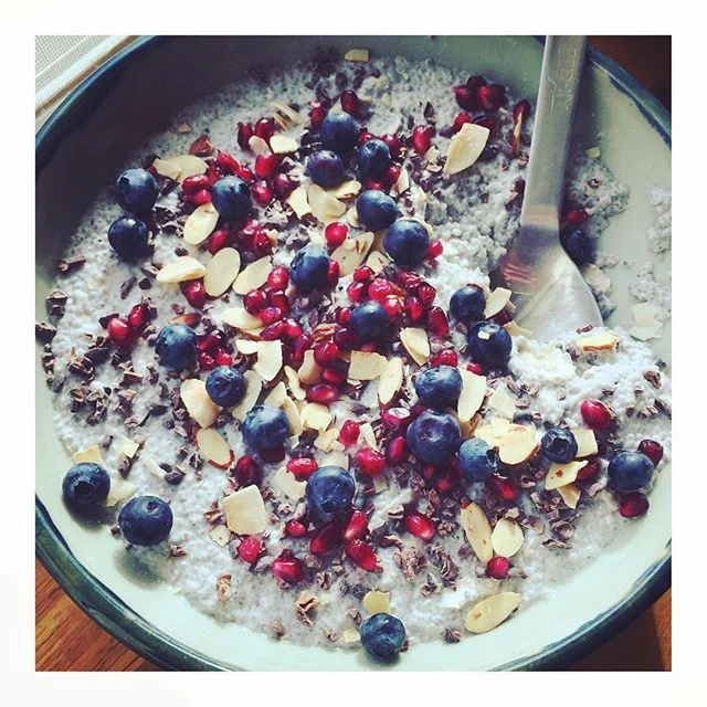 C o c o n u t  C h i a  S e e d  P u d d i n g
..
And it&rsquo;s the tastiest! Made with superfoods like Chia Seeds, Coconut, Cacao, Blueberries and Pomegranates, this antioxidant-rich breakfast dish is high in fiber, minerals and omega-3s that can h