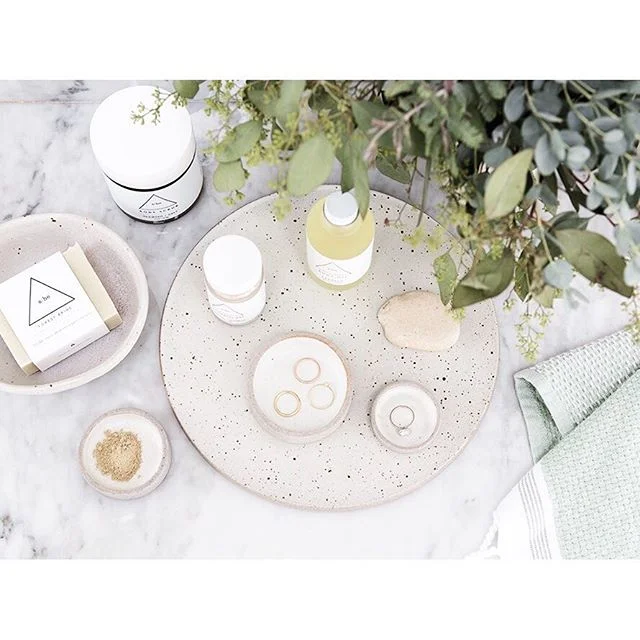 B a t h i n g  A u  N a t u r e l
..
Only 2 days left for our Summer Bath Giveaway! Enter to win $300 to @coyuchi and a self-care package of s/he seaweed exfoliants and bath oils.
..
Pop over to the @100_layercake blog to enter. Link in bio!