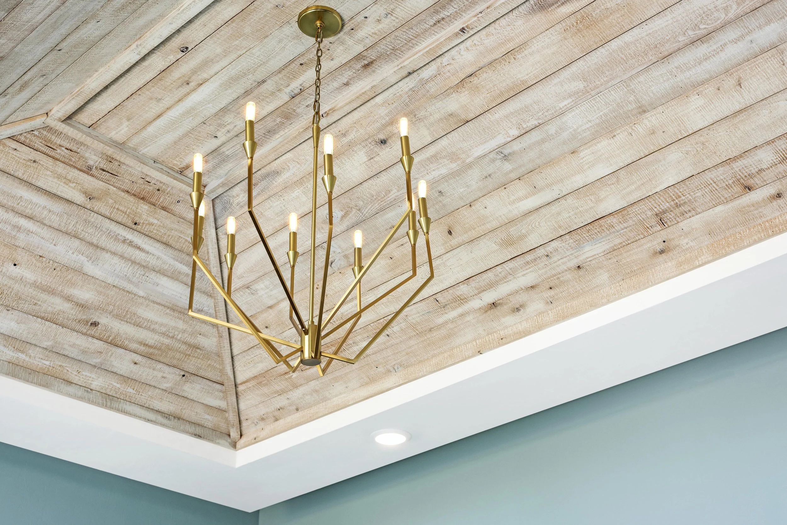 Cape at Savona Point chandelier