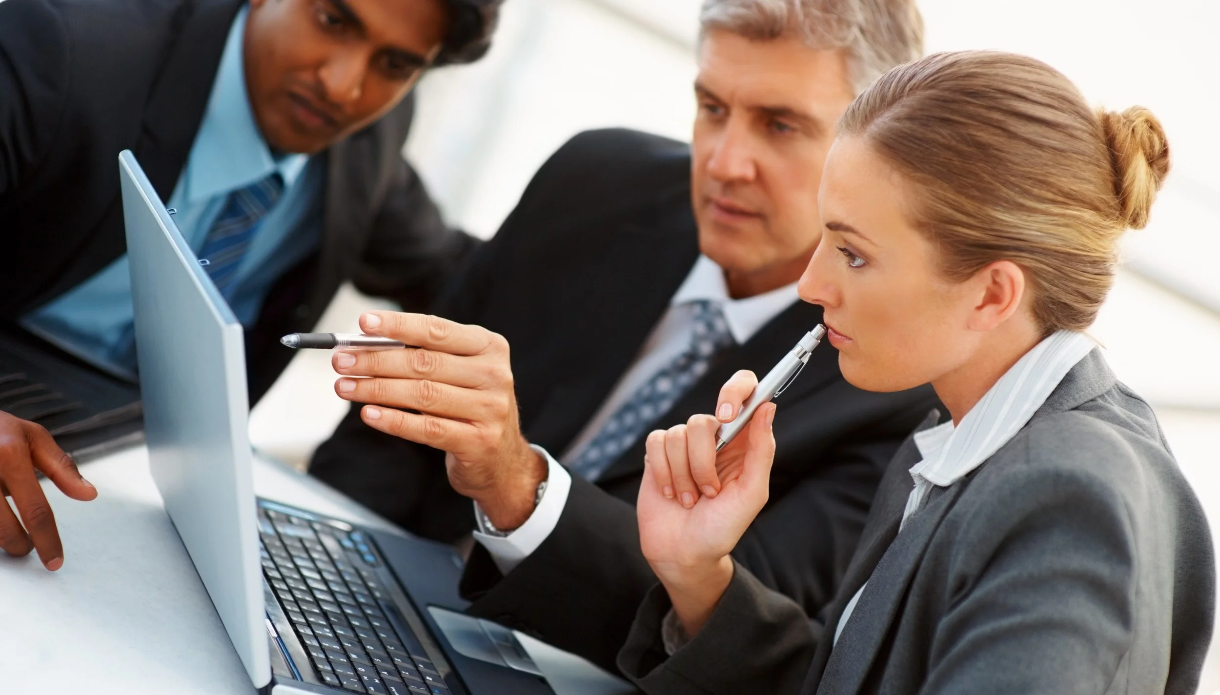 Business-meeting-photo-website-IDI-e1375141940267.jpg