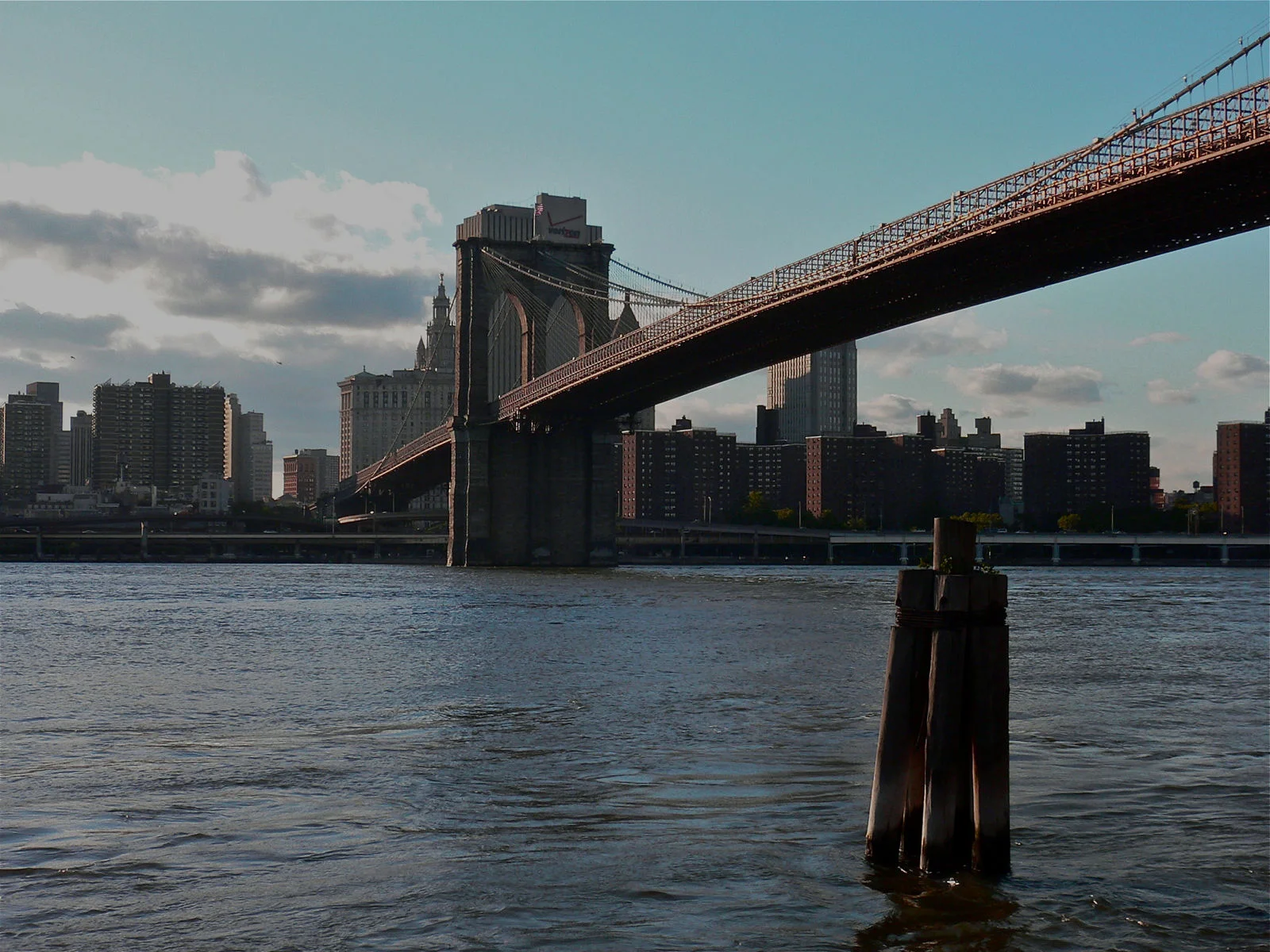 436_1bridge_in_ny.jpg