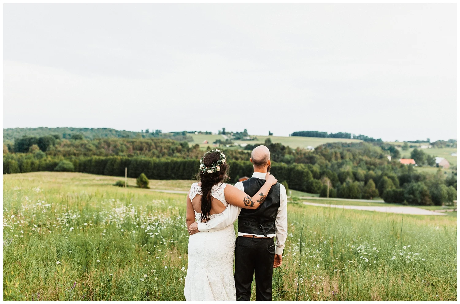 Northern_Michigan_Vineyard_Wedding_Nashville_Wedding_Photographer0112.jpg