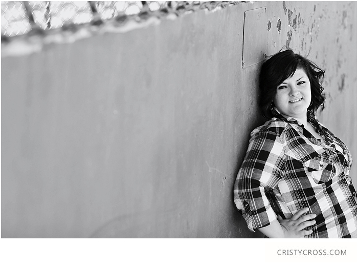 Letis-Artesia-High-School-Senior-Photo-Shoot-taken-by-Clovis-Portrait-Photographer-Cristy-Cross_007.jpg