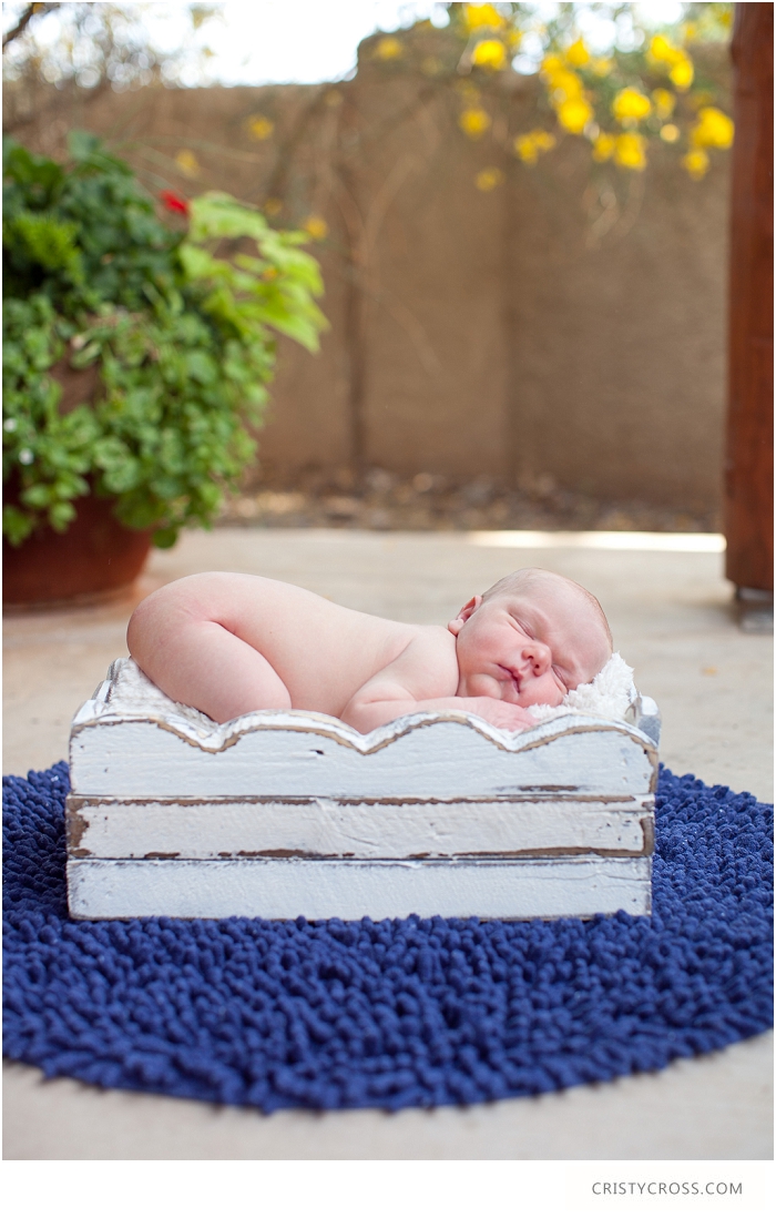 Holden-Scarbroughs-newborn-session-in-Clovis-New-Mexico-taken-by-Portrait-Photographer-Cristy-Cross__021.jpg