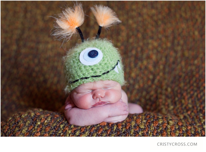 Holden-Scarbroughs-newborn-session-in-Clovis-New-Mexico-taken-by-Portrait-Photographer-Cristy-Cross__010.jpg