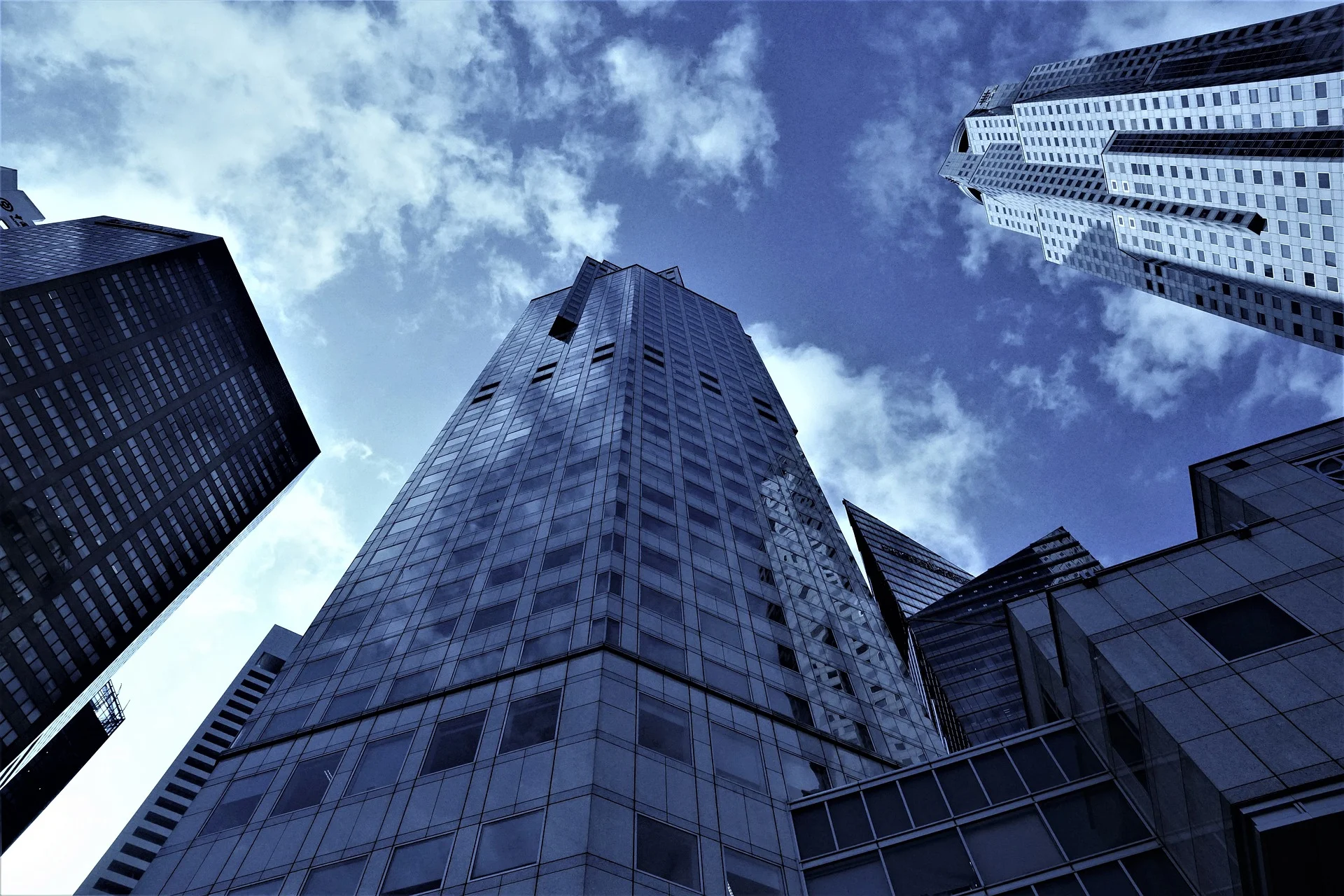 architecture-3138215_1920.jpg