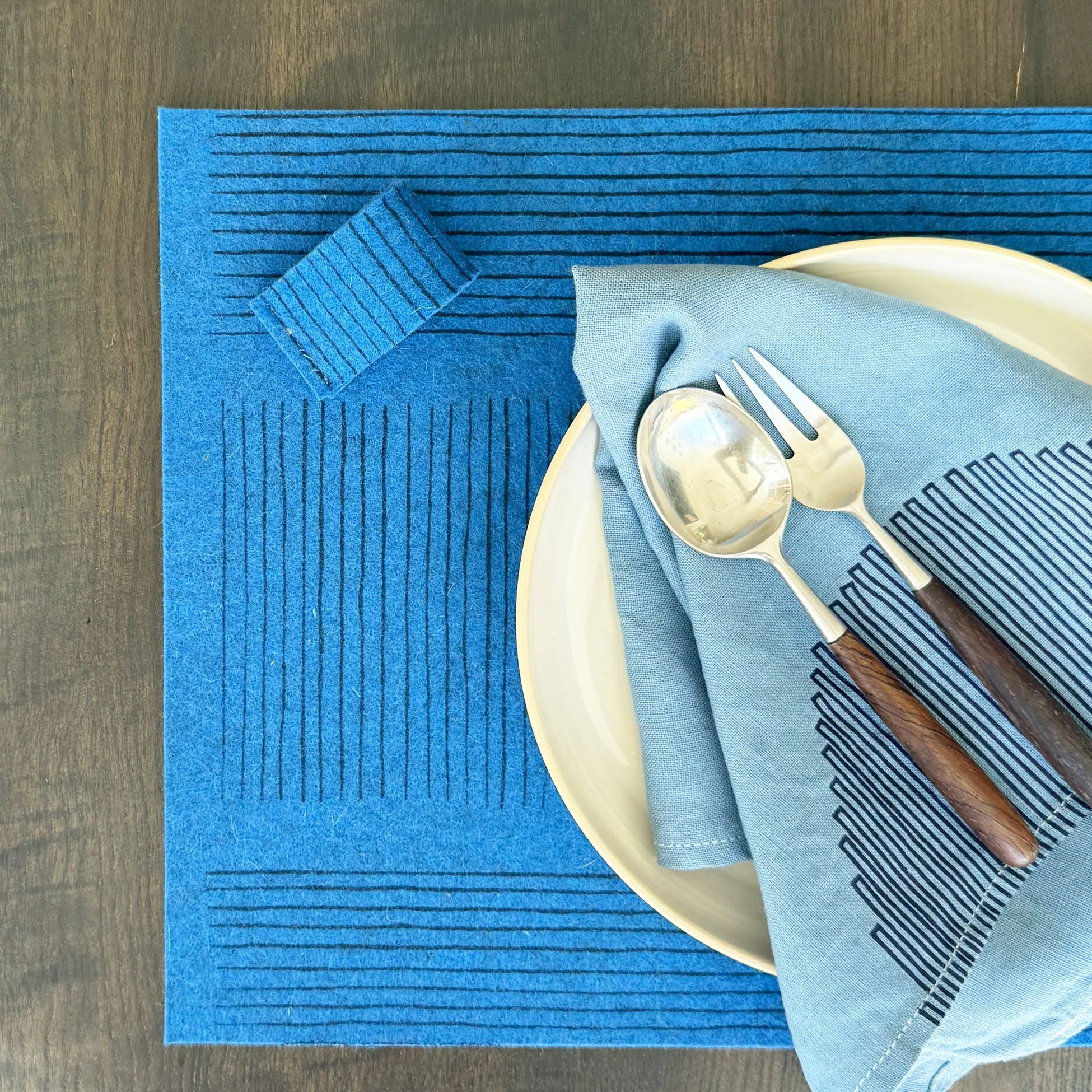 PLACEMAT_duo1 situe denim circle.jpg