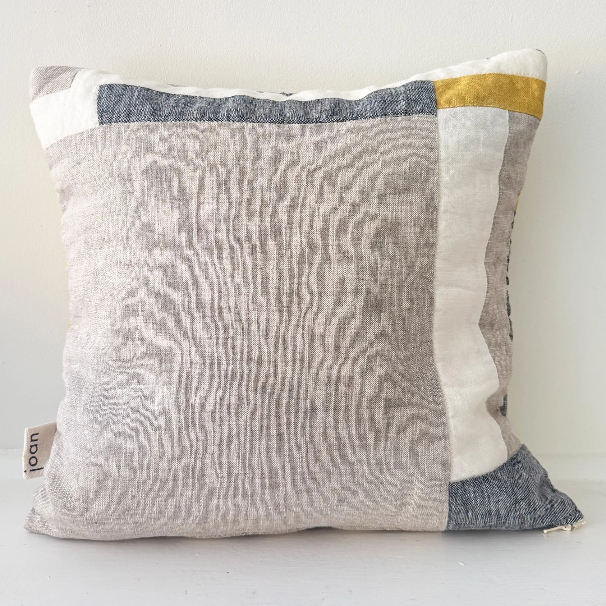 CUSHIONS_keepers sq neutral B SQ .jpg