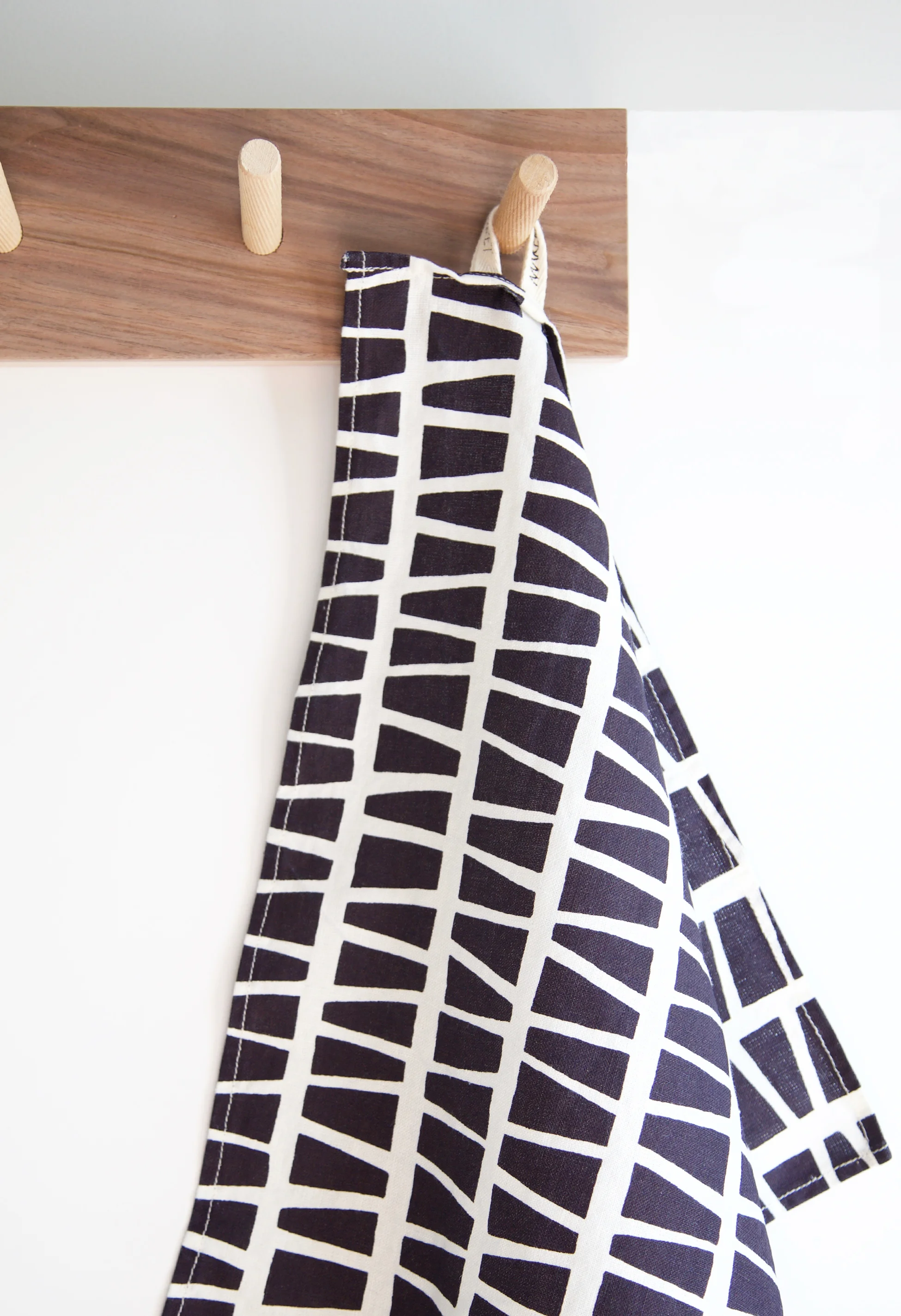 TEA TOWEL_ivory pos block.jpg