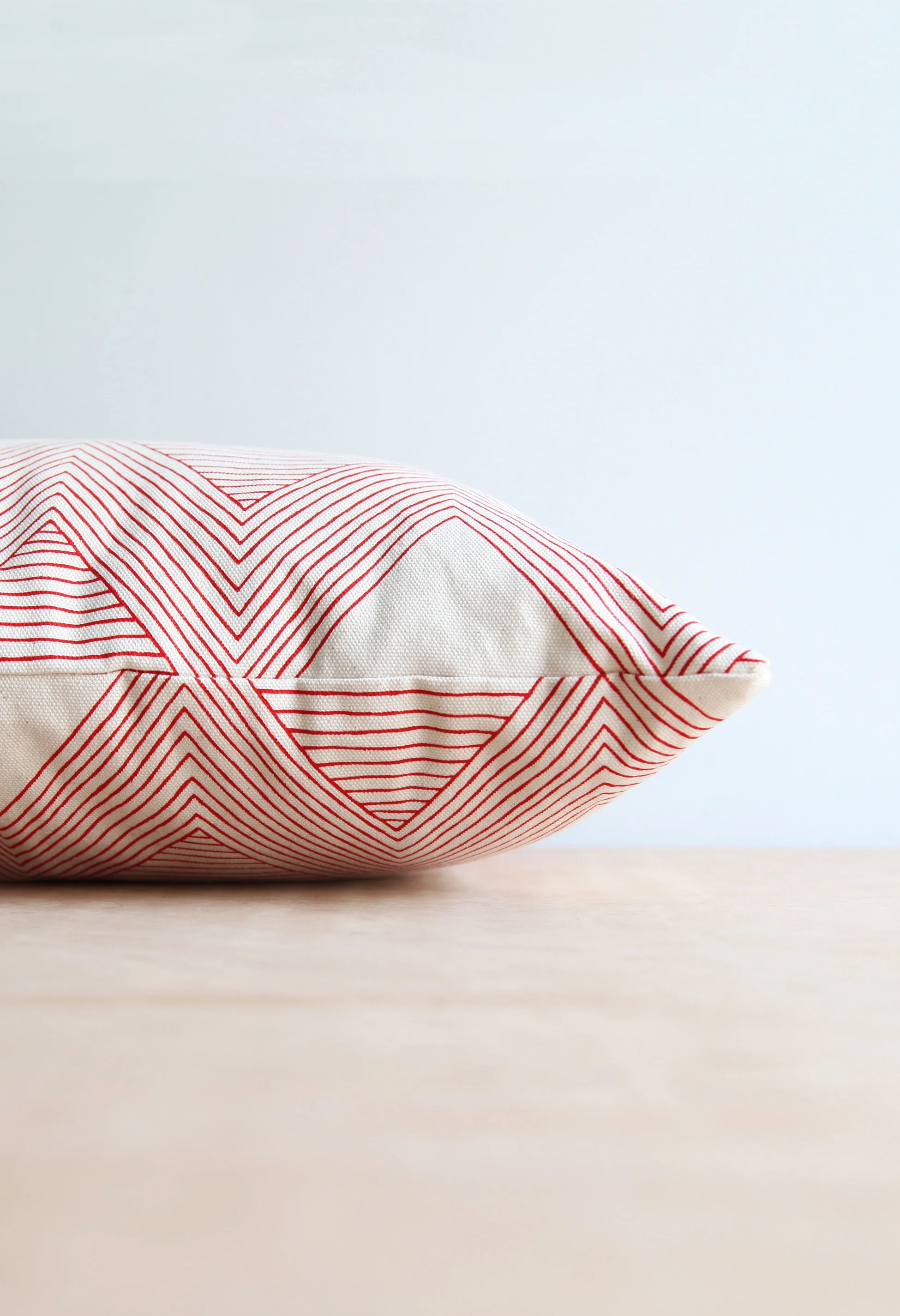 SIDE CUSHION_red zig 1.jpg
