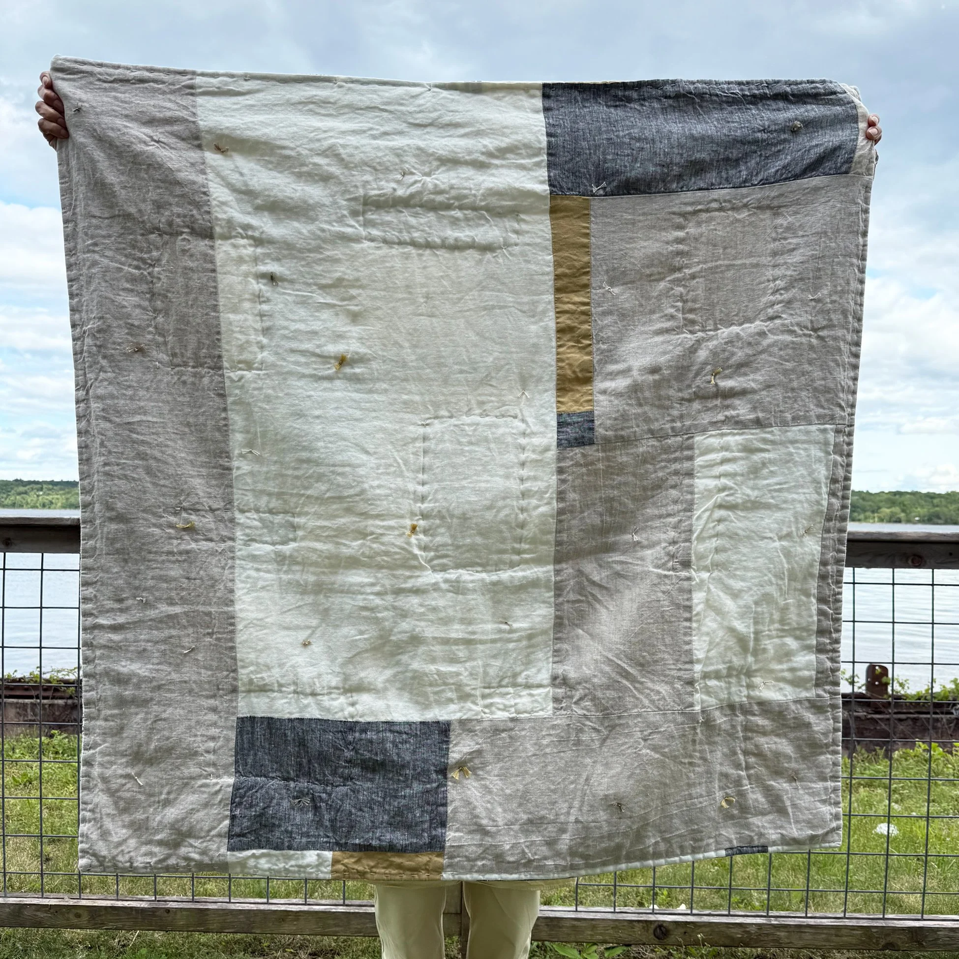 KEEPER_neutral back outdoors.jpg