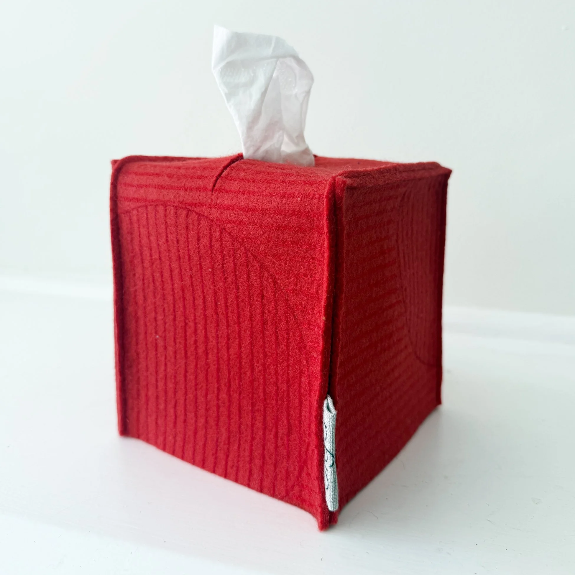 TISSUE BOX_tomato circleline product SQ.jpg