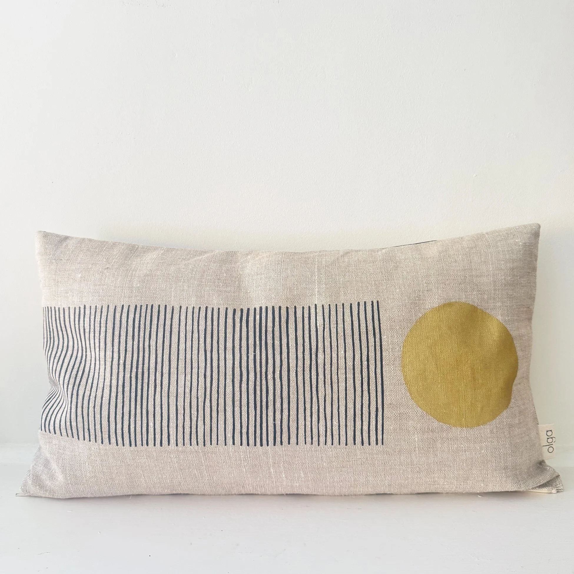 CUSHIONS_printed lumbar duo gold B .jpg