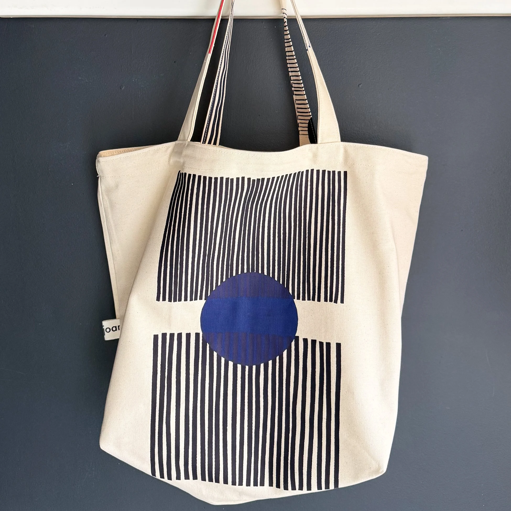 TOTES_HORIZON back navy.jpg