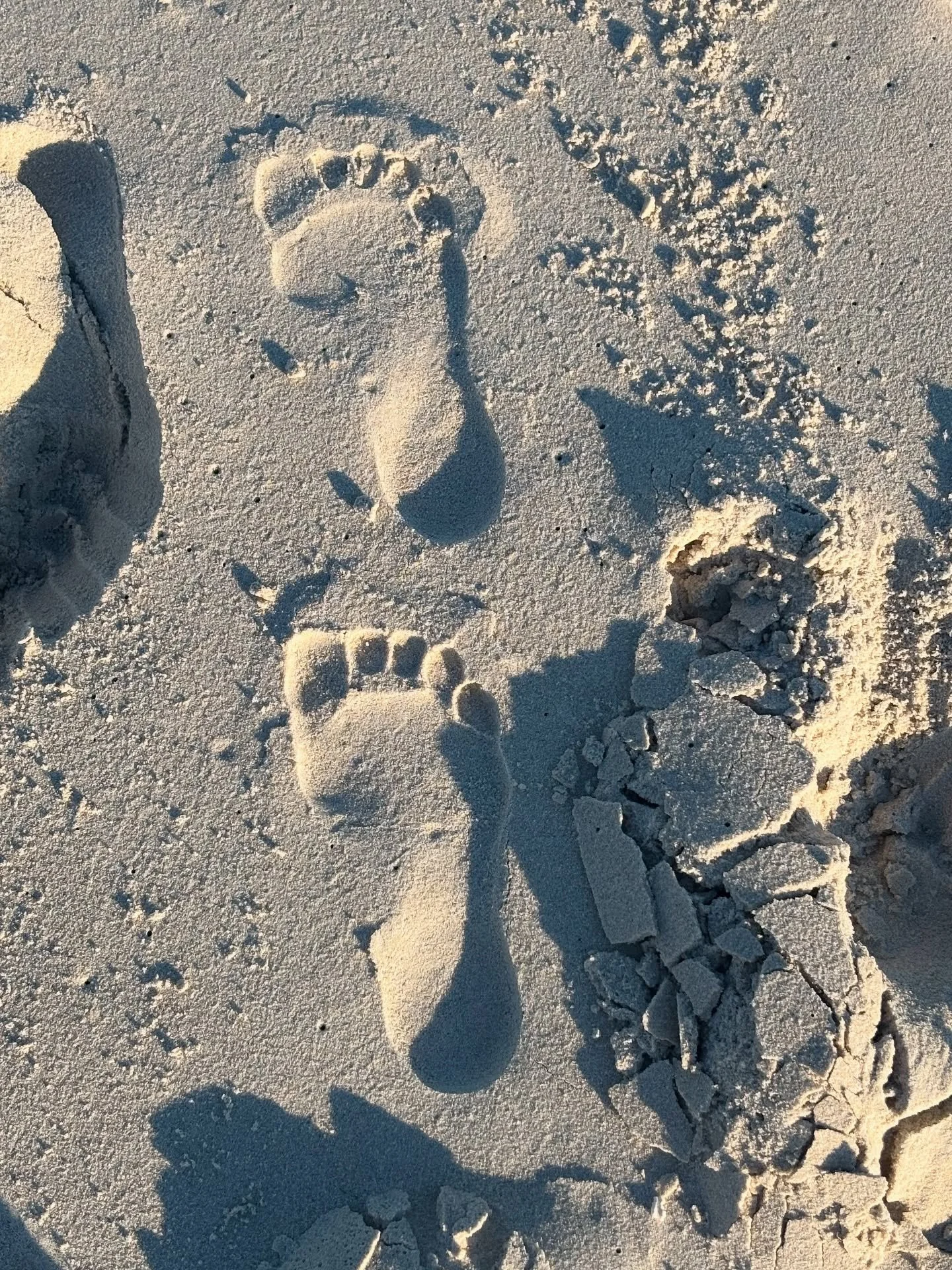 Been off grid, beaches, extinct volcanoes, waterfalls.
.