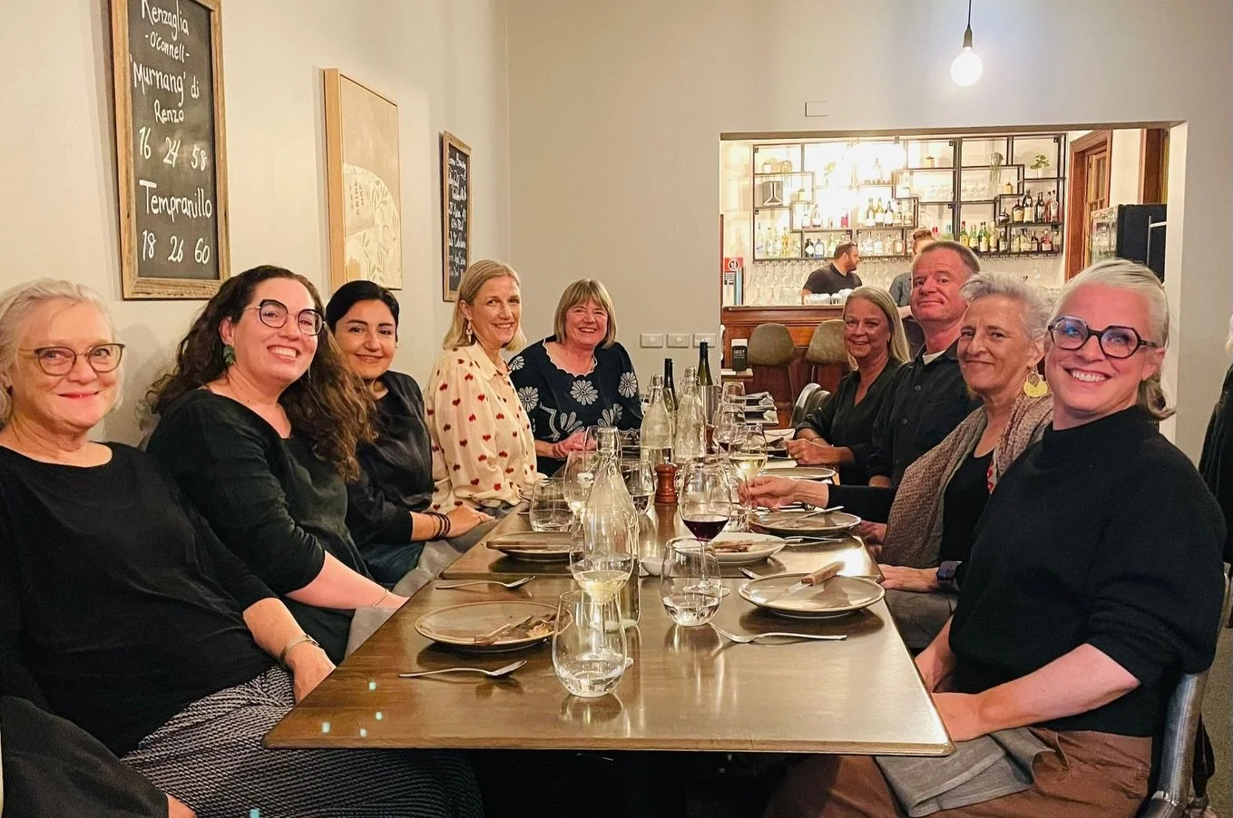 The most wonderful weekend meeting deep diving readers, sharing conversation and relaxing at beautiful @littlebourne.bathurst with @charlottewoodwriter What a way to fill up to the very brim! ✨📚