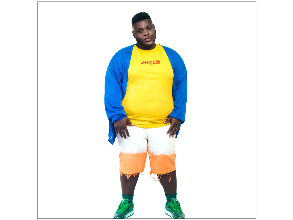 Dip-Dyed Wrangler Denim Shorts, Nike Air Force-1. Cardigan is vintage, T-Shirt from ASOS.