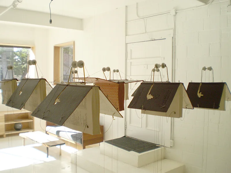 mausoleum04.jpg