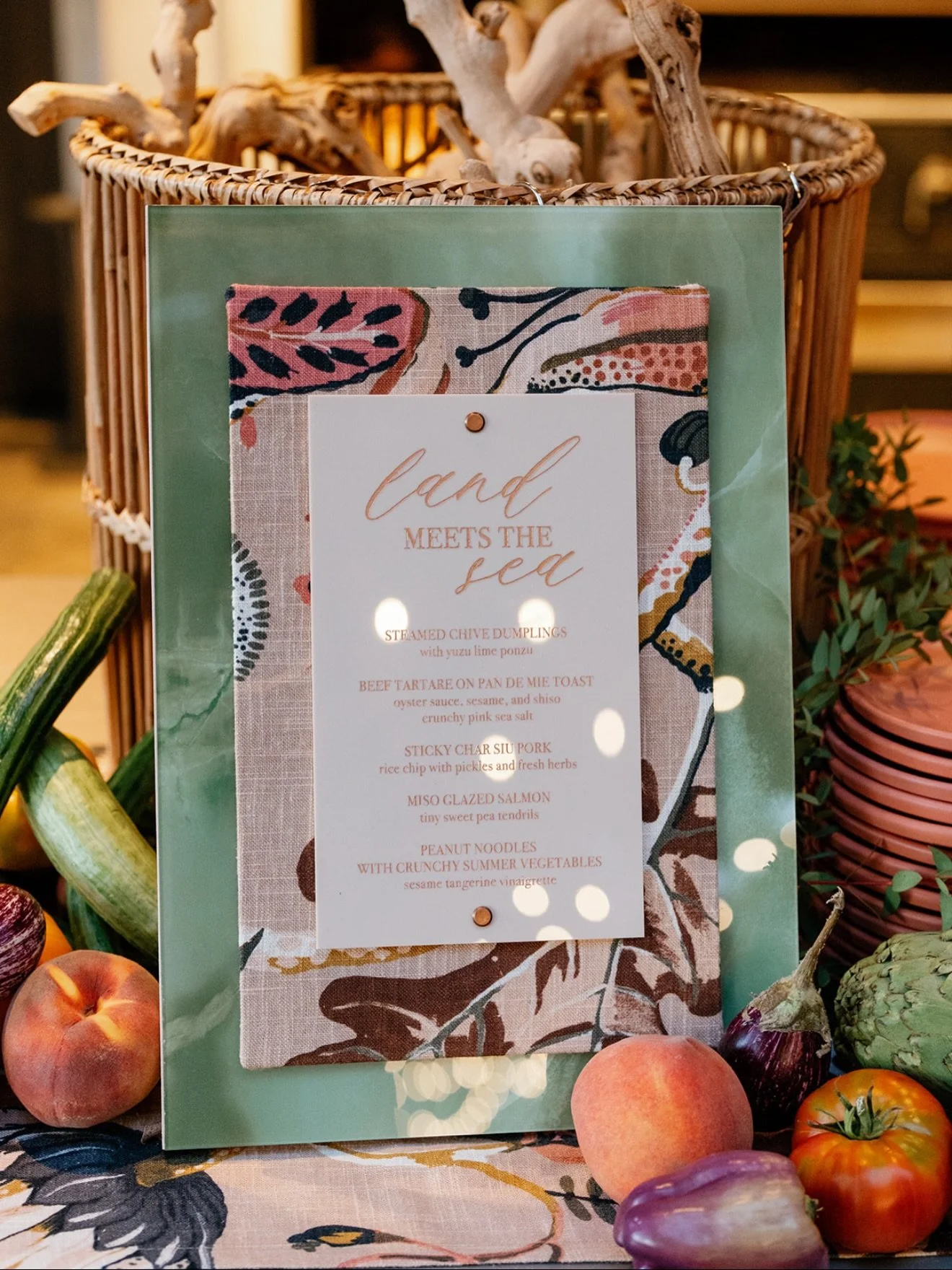 Layered textures, thoughtful details, and a little glow ✨

Jade acrylic backing paired with custom fabric pulled directly from the table linens, topped with nude acrylic and rose gold lettering for the food station signage. A seamless blend of materi