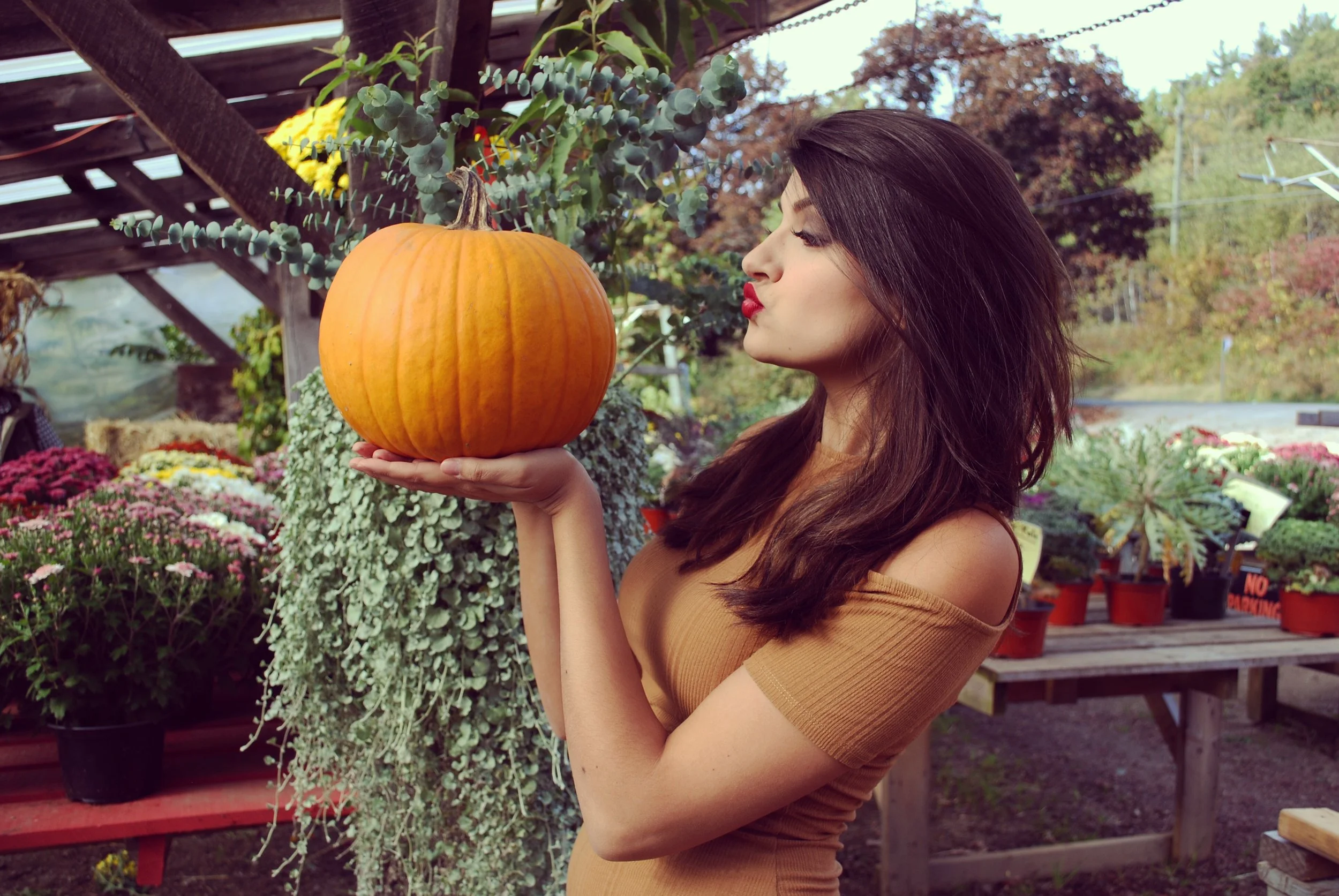 11 Ways To Pretend It Feels Like Fall When You Live in LA