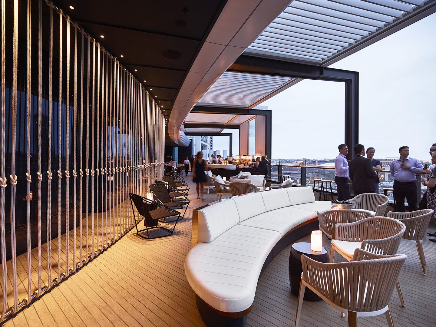  Zephyr Sky Bar, Hyatt Regency  Design by Bates Smart  Image by Anson Smart 