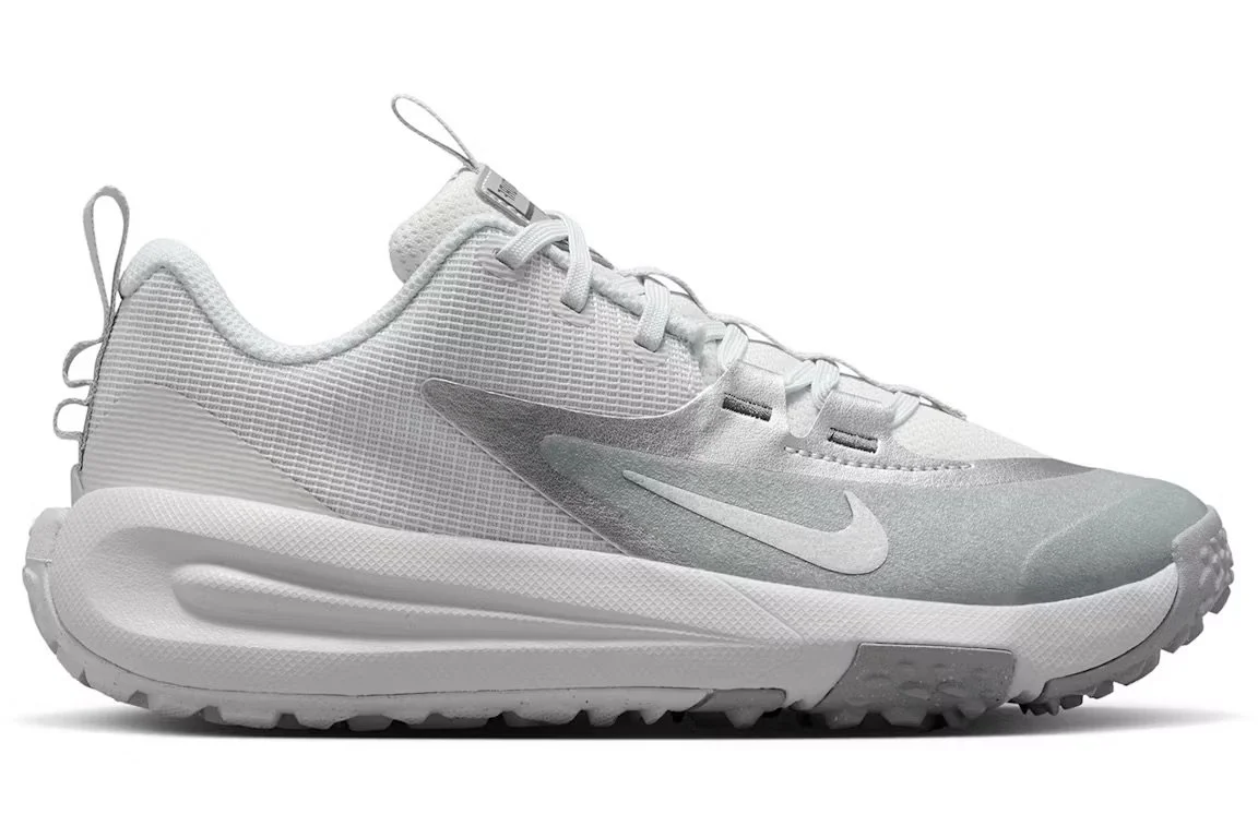 Nike-Cross-Turf-Photon-Dust-Vast-Grey-Silver-GS.jpg-2.jpeg