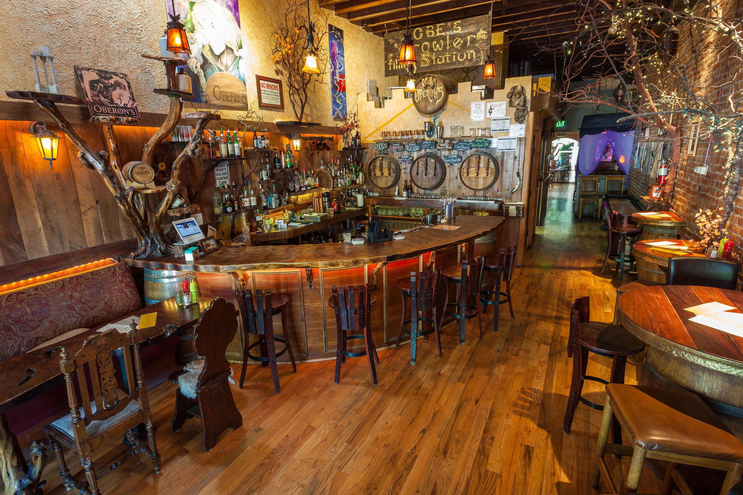 Bar.jpg