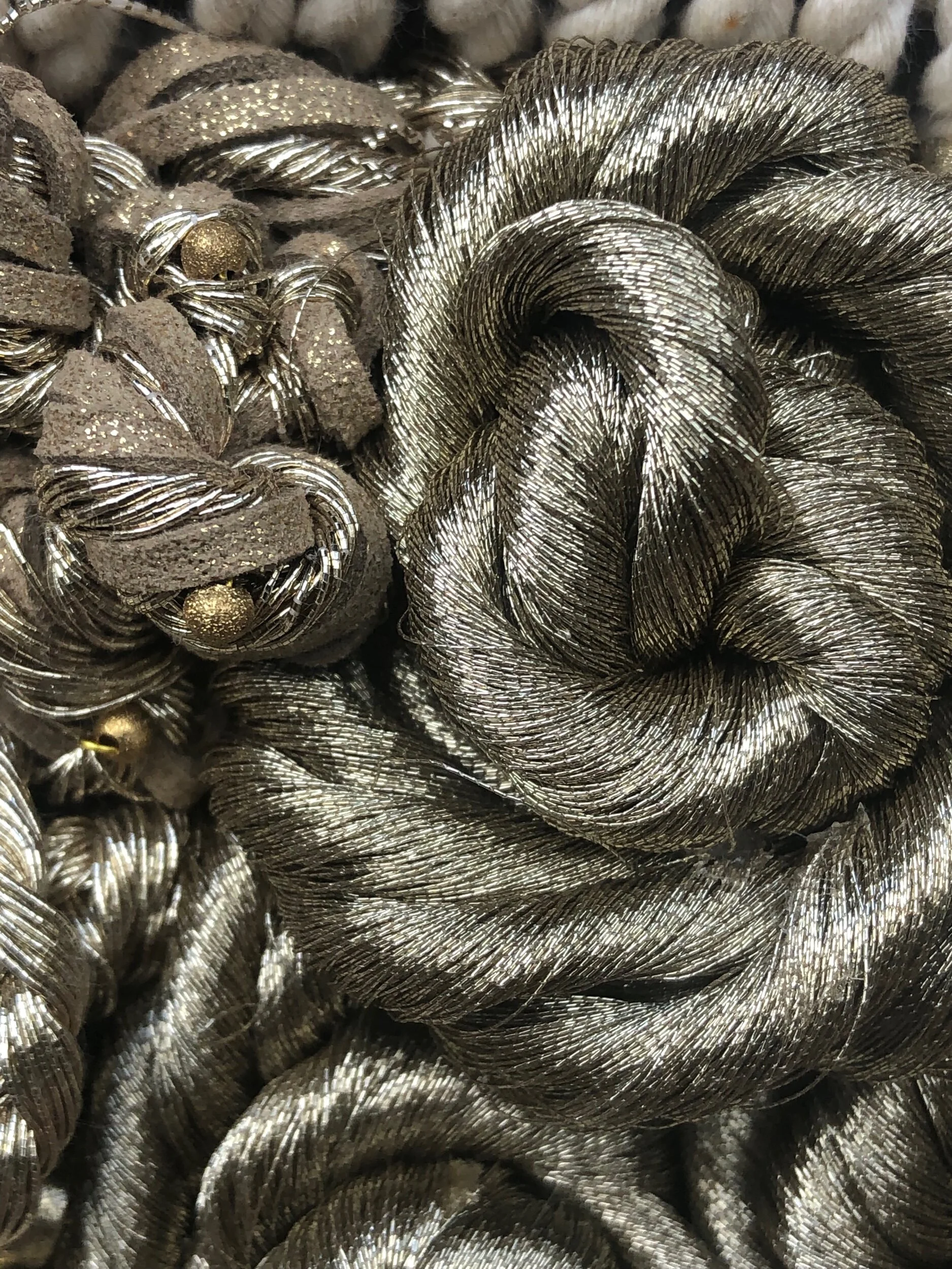 F0CC9CDA-D0C1-49ED-B4CC-925CC74F275F