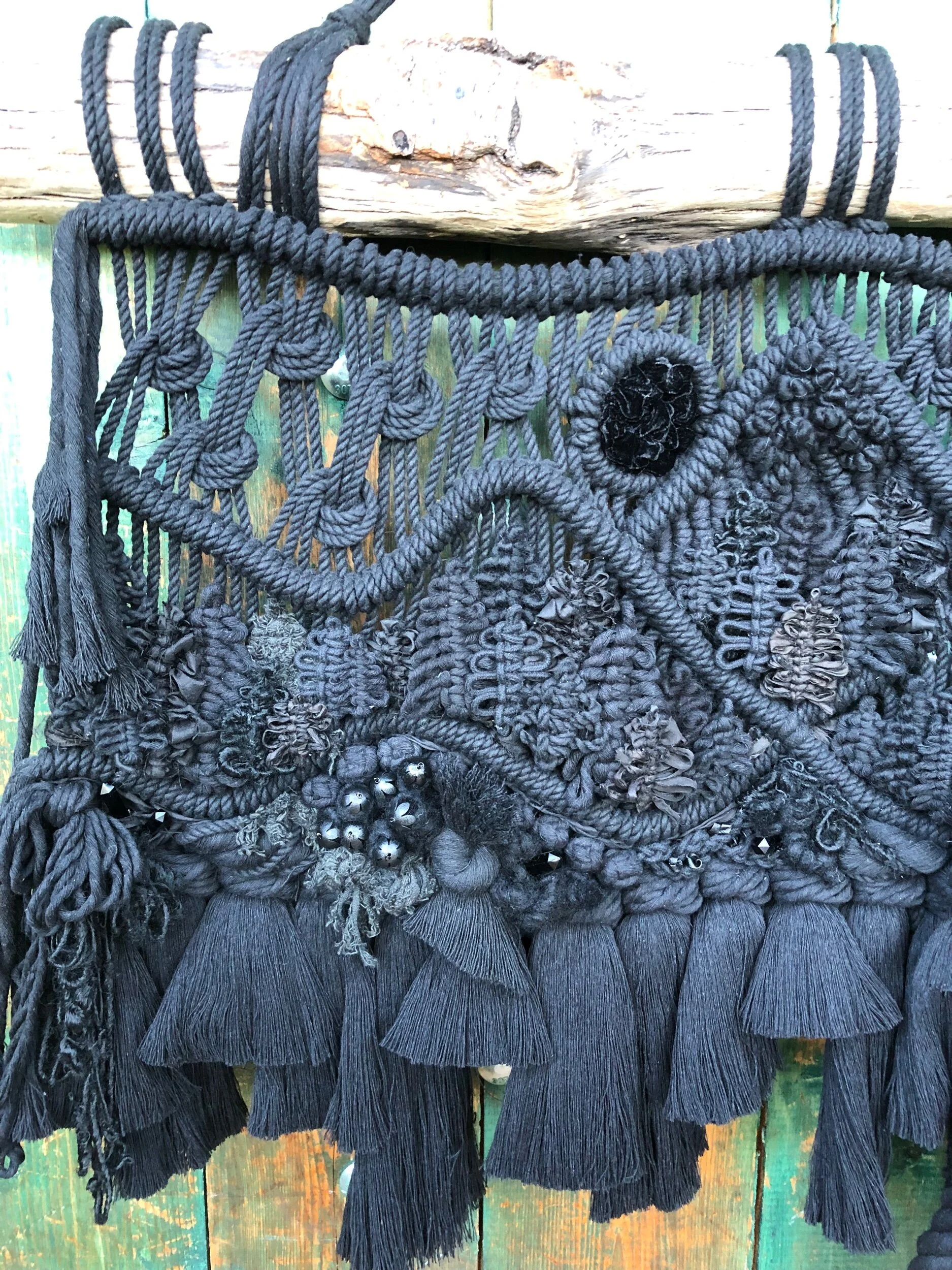 A6A251A0-B1B1-4D8C-818B-BF0477E3DF25