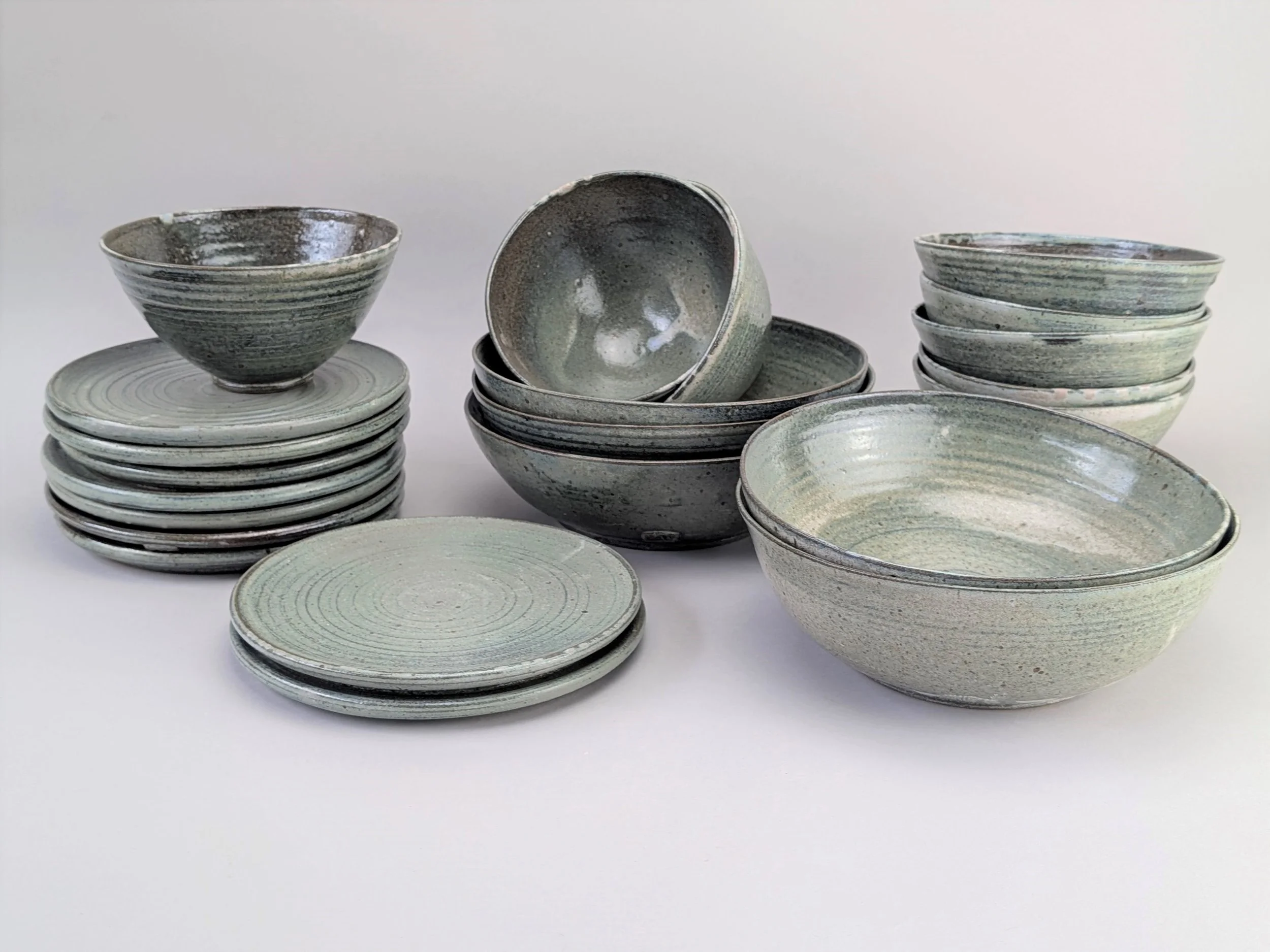 tableware broken blue (2).jpg