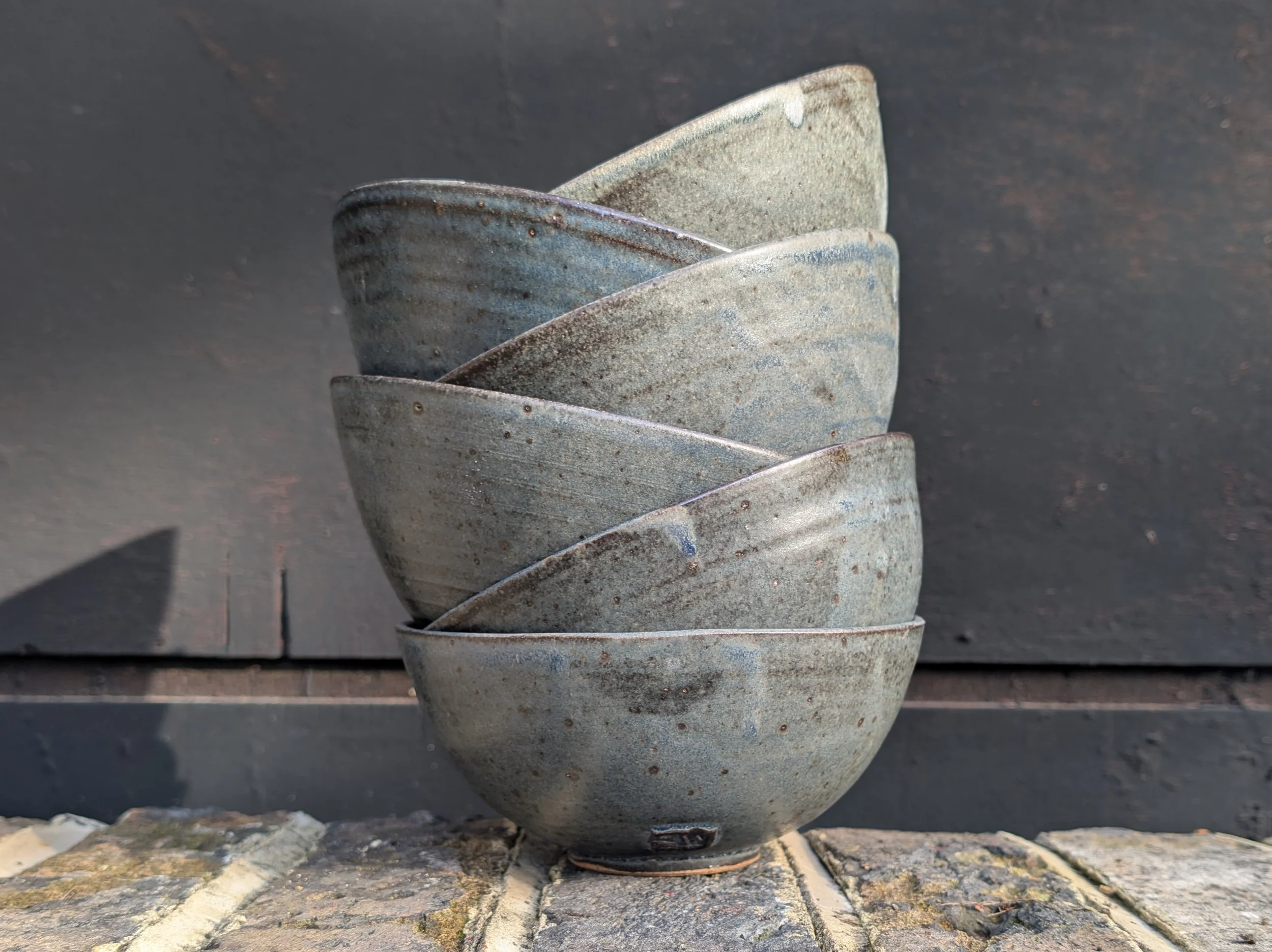 slate breakfast bowls on wall.jpg