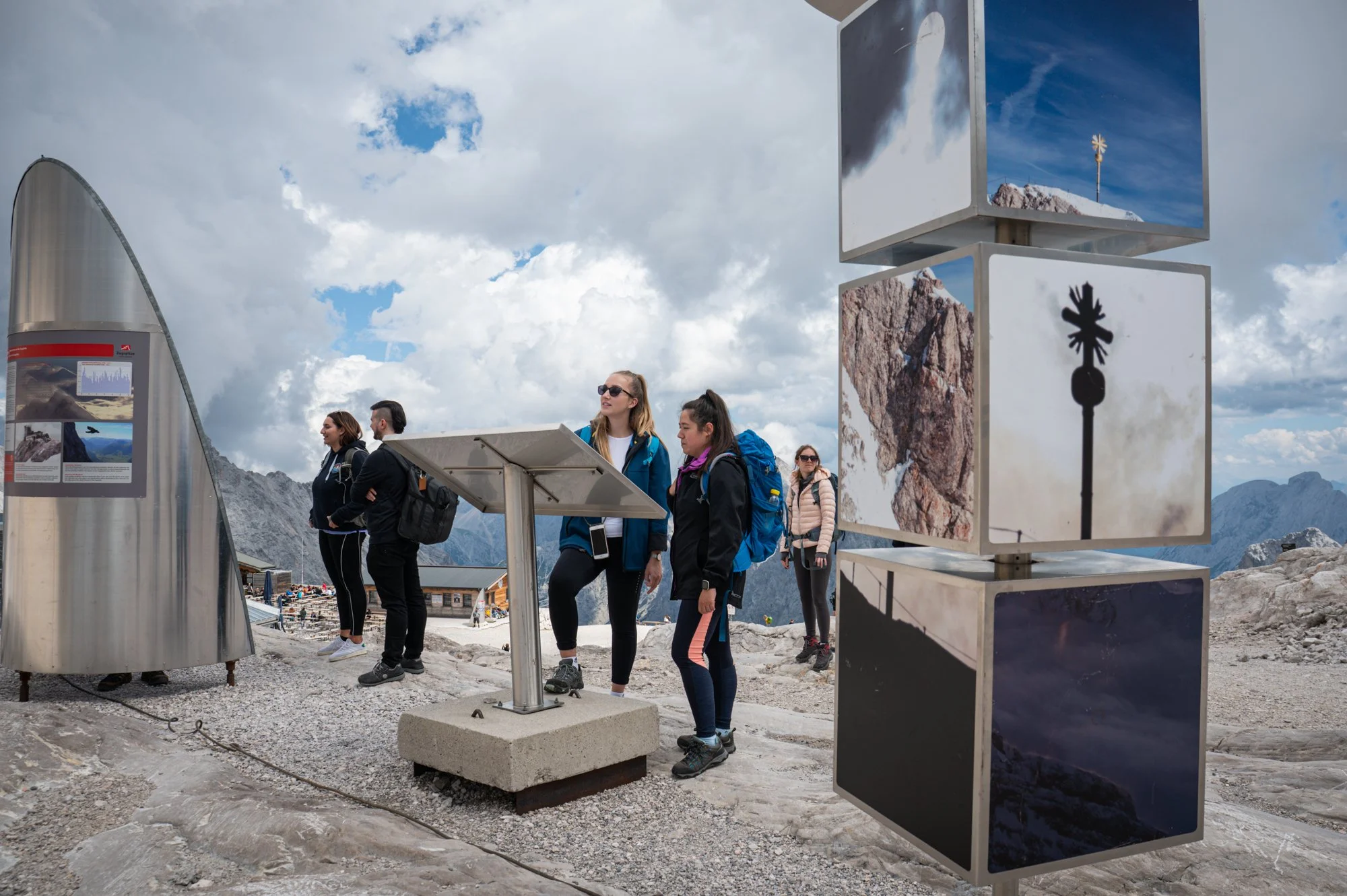 20220801_Mucha_zugspitze_google_941.jpg