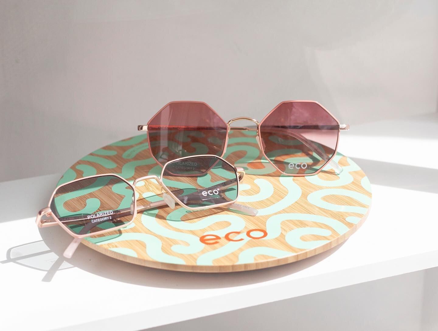 Pink to make the boys wink 😉
⠀⠀⠀⠀⠀⠀⠀⠀⠀
New in @ecoeyewear Sunglasses 〰️ Fashion-forward. Sustainable. Daring. We could keep going on, but you get the point.
⠀⠀⠀⠀⠀⠀⠀⠀⠀
Macau in Rose Gold and Niseko in Rose Gold both available at AMO for &pound;75 🌸 