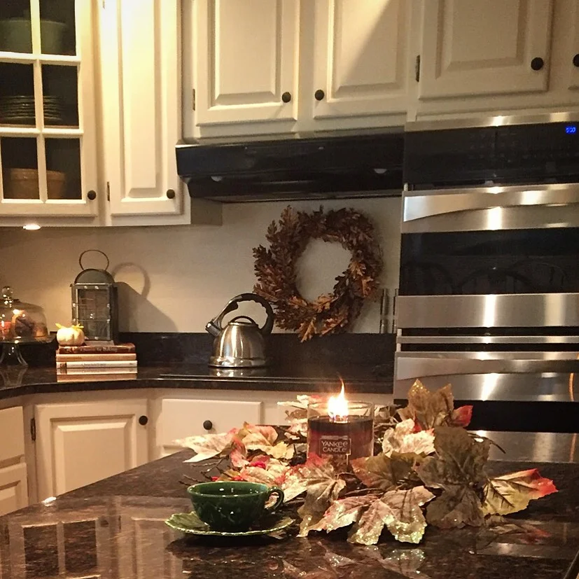 An old New England Favorite - "Autumn Wreath" the scent of Fall