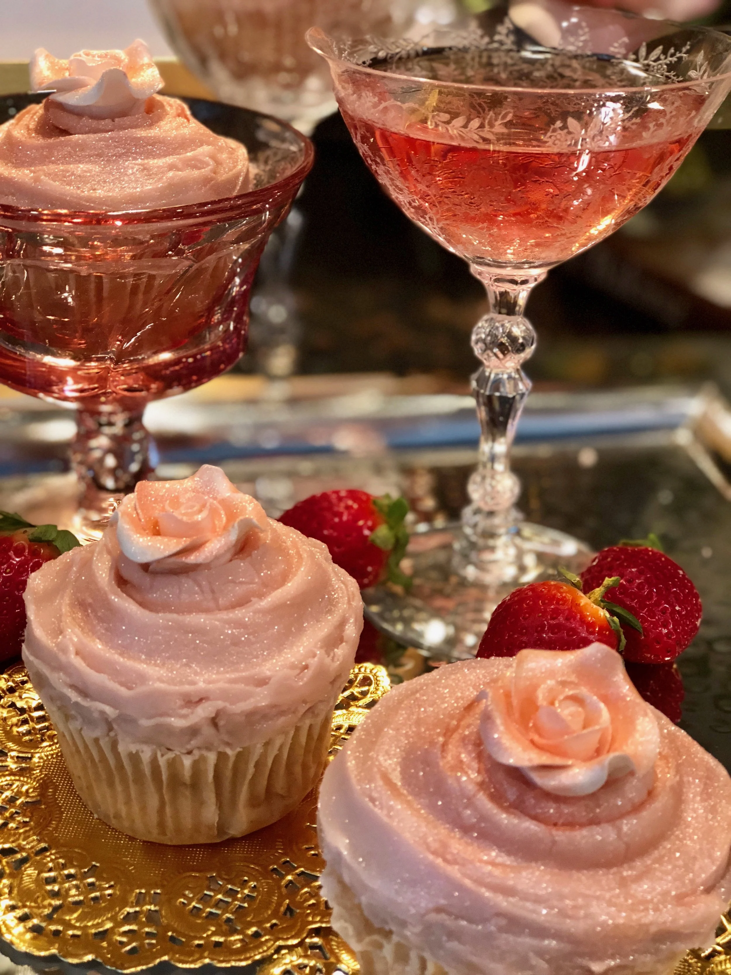How to Make Pink Champagne Cupcakes