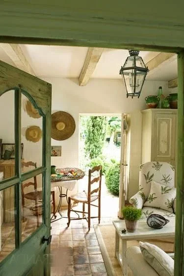Photo credits and information from our Pinterest Page via Rustic Country House