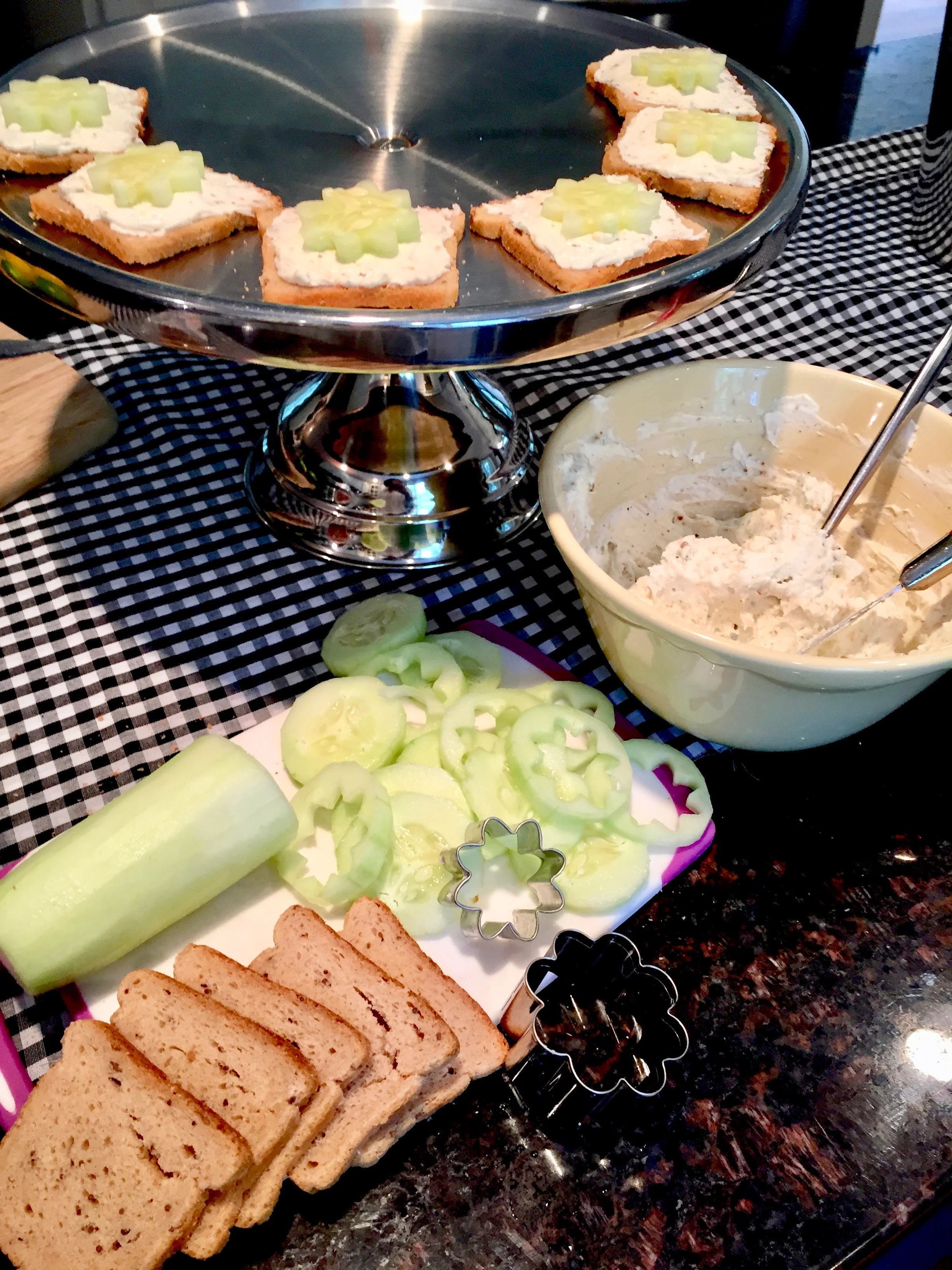 how to make appetizers with cucumbers.jpg