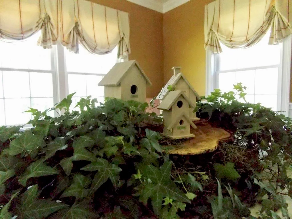 bird house centerpiece.jpg