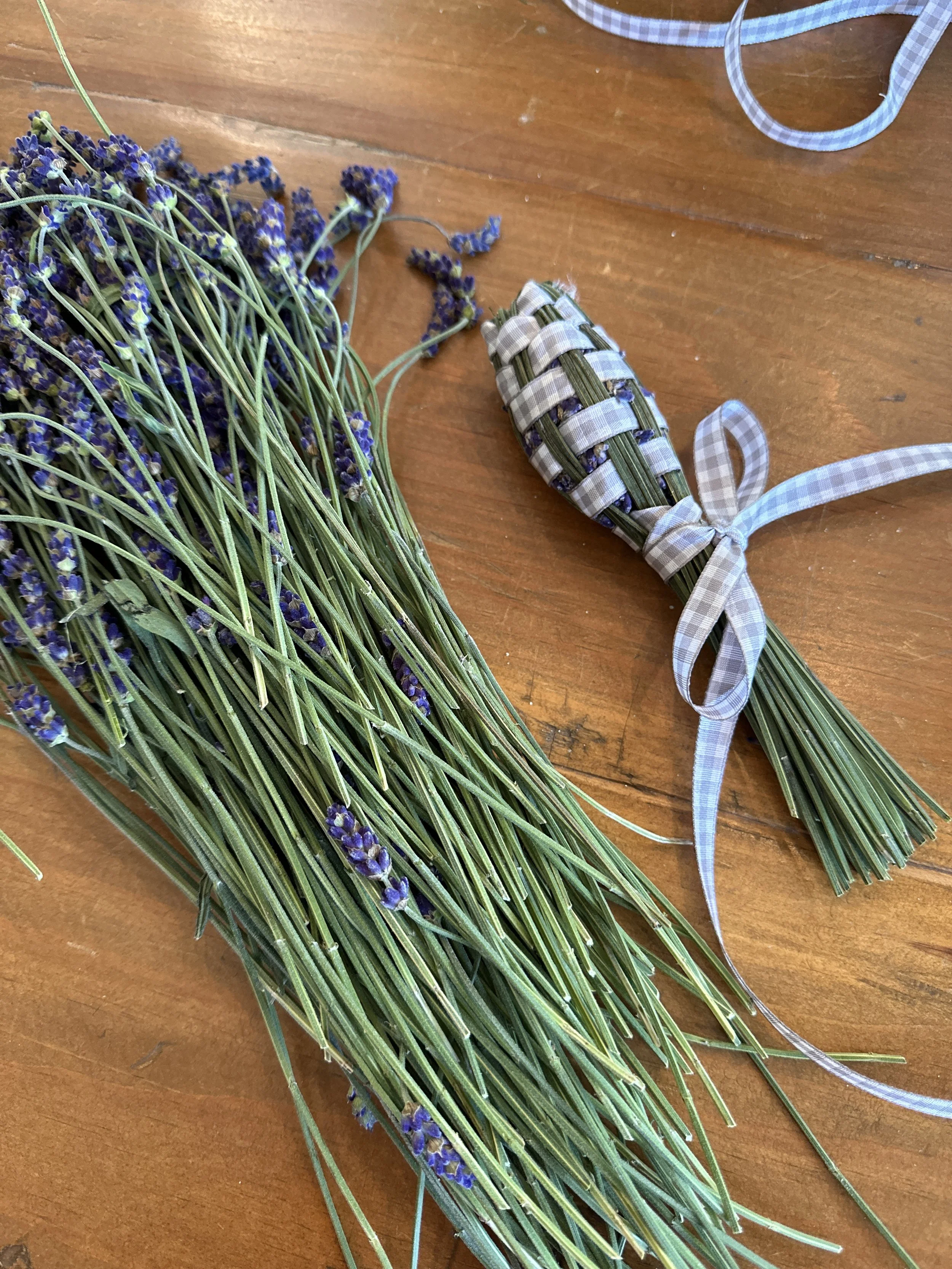 How I made lavender wands for the first time